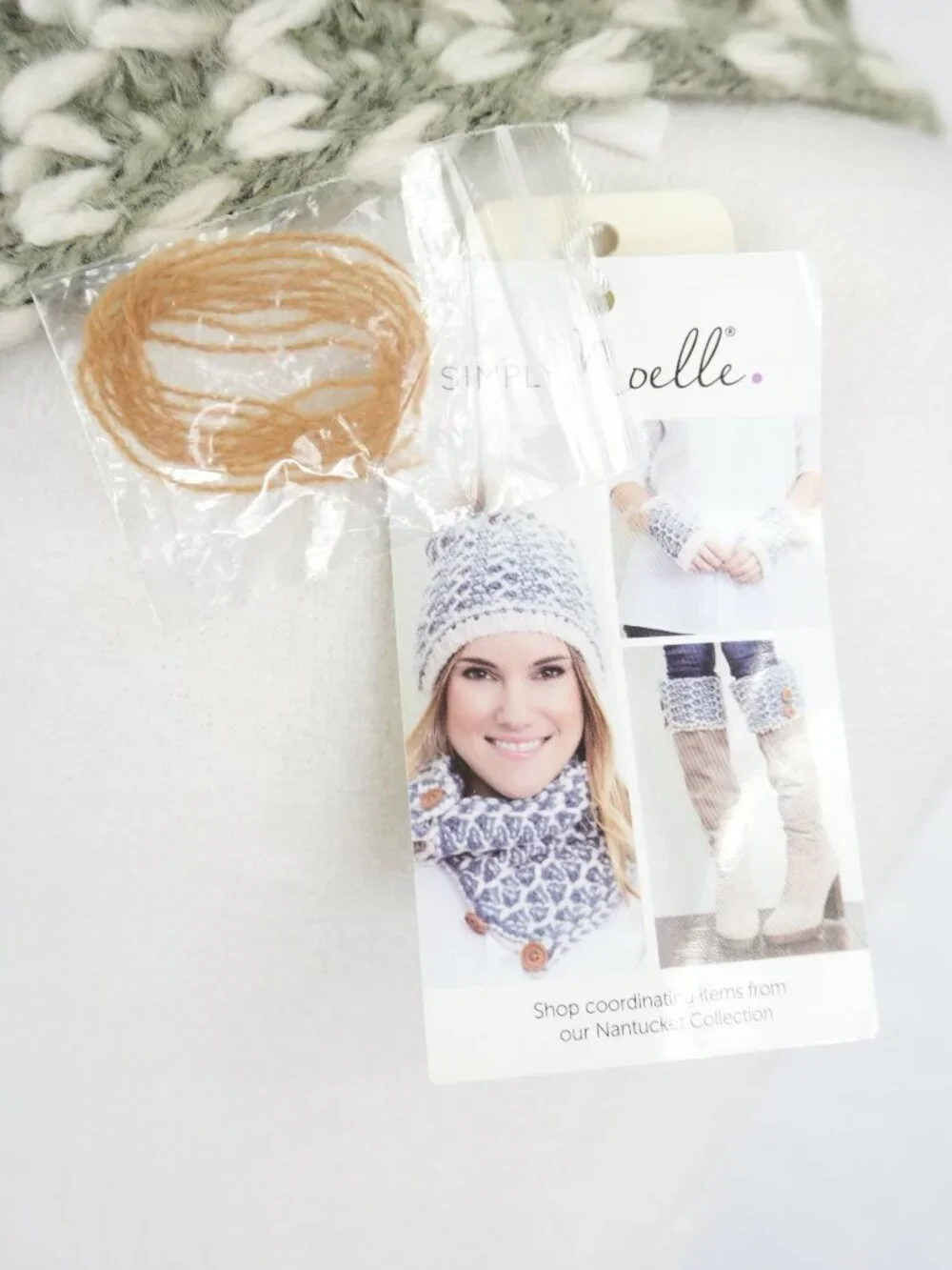 NWT Simply Noelle Nantucket Collection Scarf Chunky Knit Neck Cover G